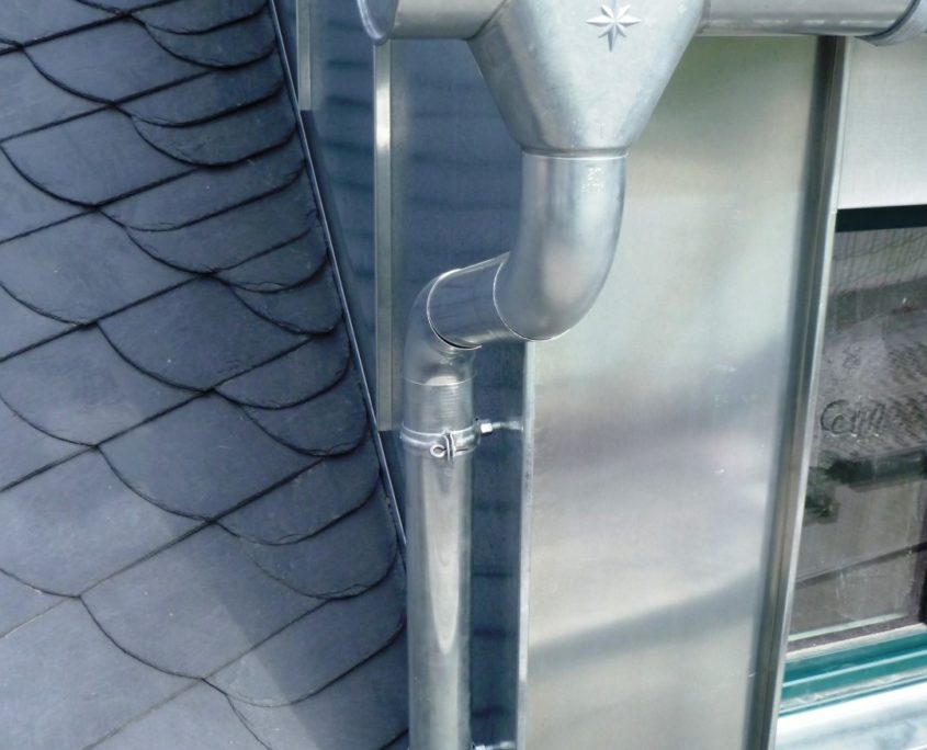 Dachrinnen und Fallrohre | Alles aus einer Hand - Dachdecker Sikler in